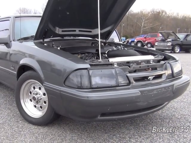 Video: 10-Second Mustang Doubles as a Utility Vehicle