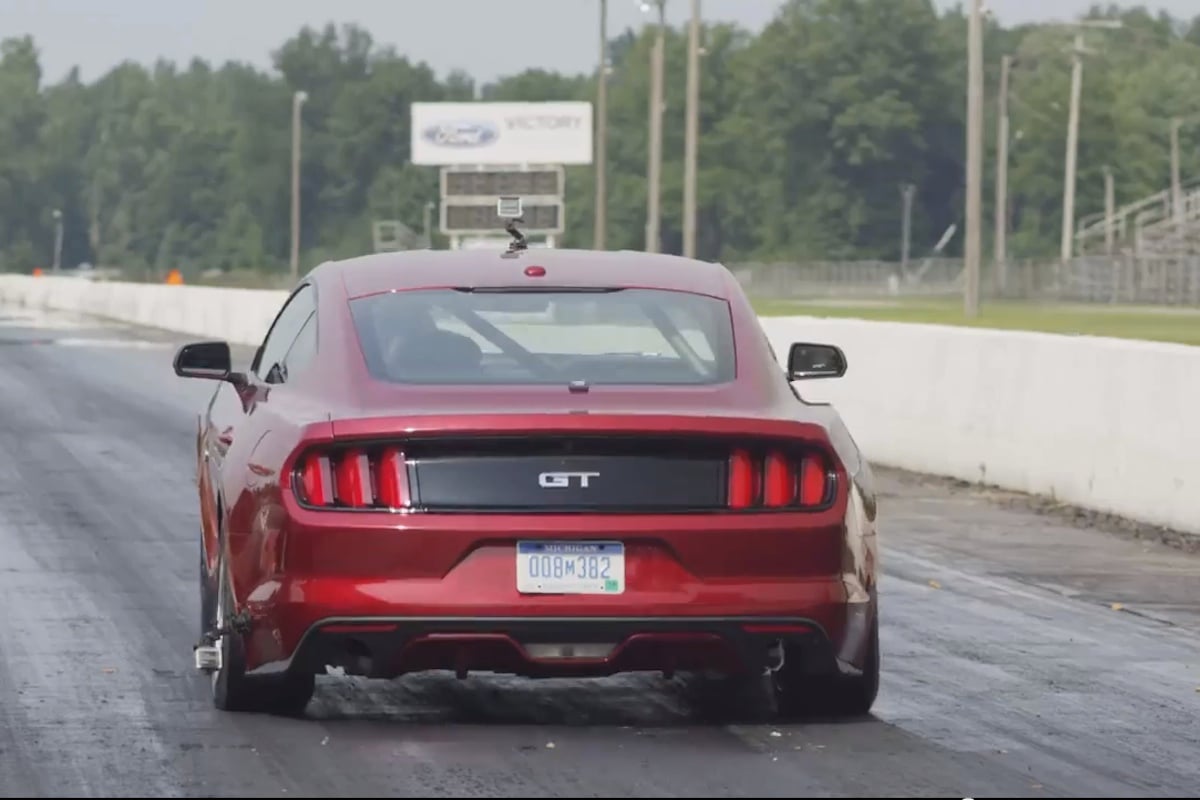 Video: First Drag Tests Of Modified 2015 Mustang GT And EcoBoost