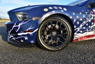 Freedom Stang: 1,000 Horses Pay Tribute to Vets