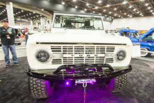 Real Steel: 1977 Ford Bronco Blends Old And New