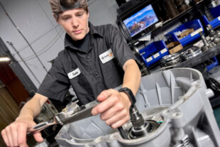 Suncoast Builds Magneto a 10R80 for Single Digits