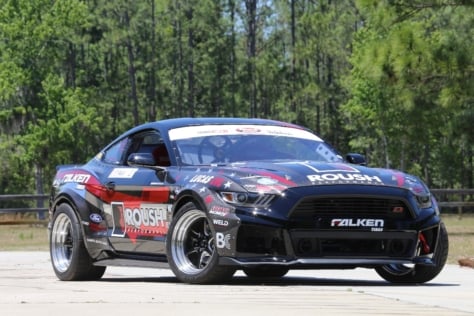 justin-pawlak-kills-tires-in-a-1000hp-roush-mustang-0002