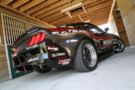 justin-pawlak-kills-tires-in-a-1000hp-roush-mustang-0045