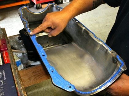 useful-tips-installing-oil-pans-right-way11