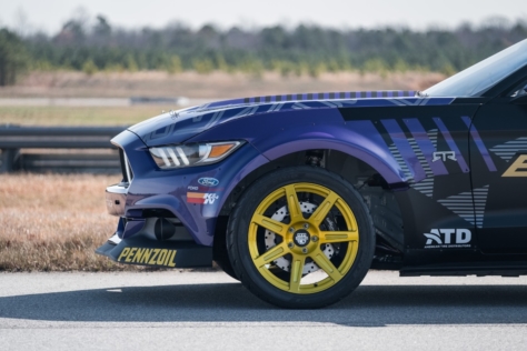 30-Mustang-RTR-Drift-Team-Expands